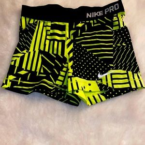 Nike short